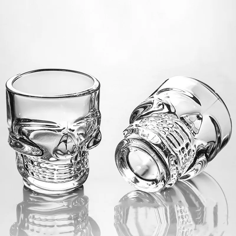 Verre à Shot tête de crâne, 1/ - Wine Vodka Beer avis et prix